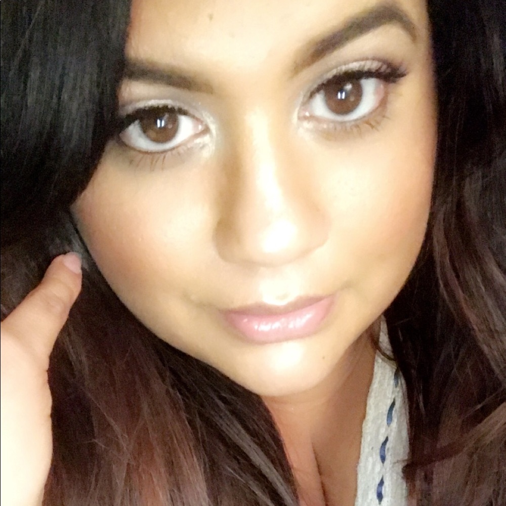 Meet your Posher, Jessica
